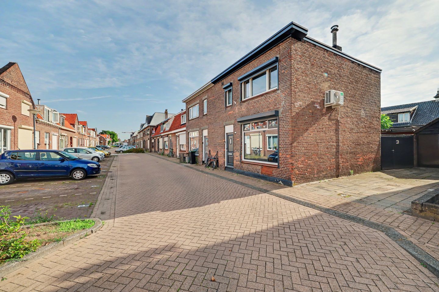 Photo 35 of St. Crispijnstraat 9