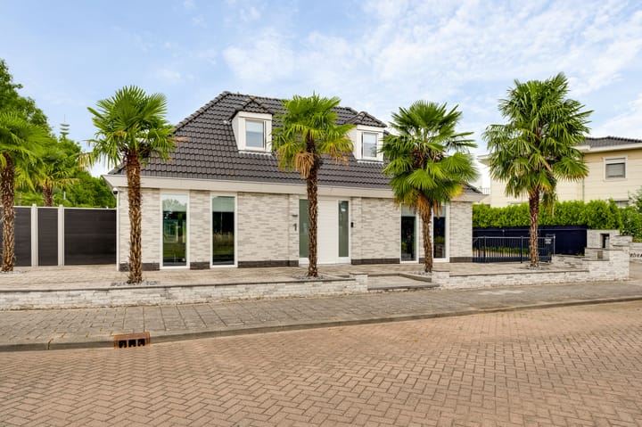 Oosthoven 1, Roermond