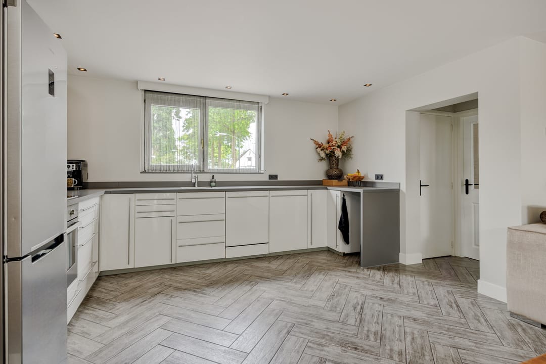 Photo 11 of Torenstraat 4-A