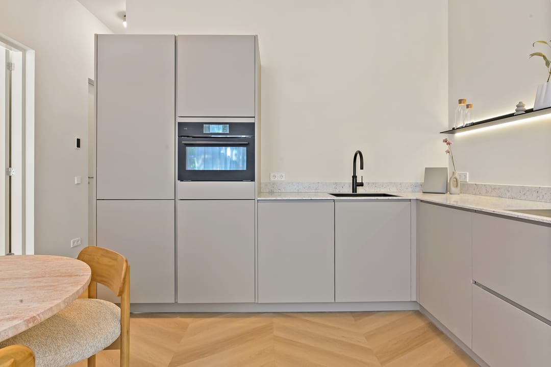 Photo 16 of Jan van Nassaustraat 16-C