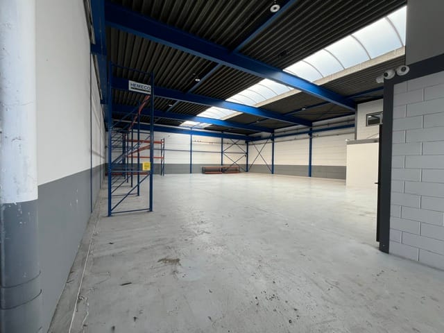 View photo 4 of Grote Waard 7