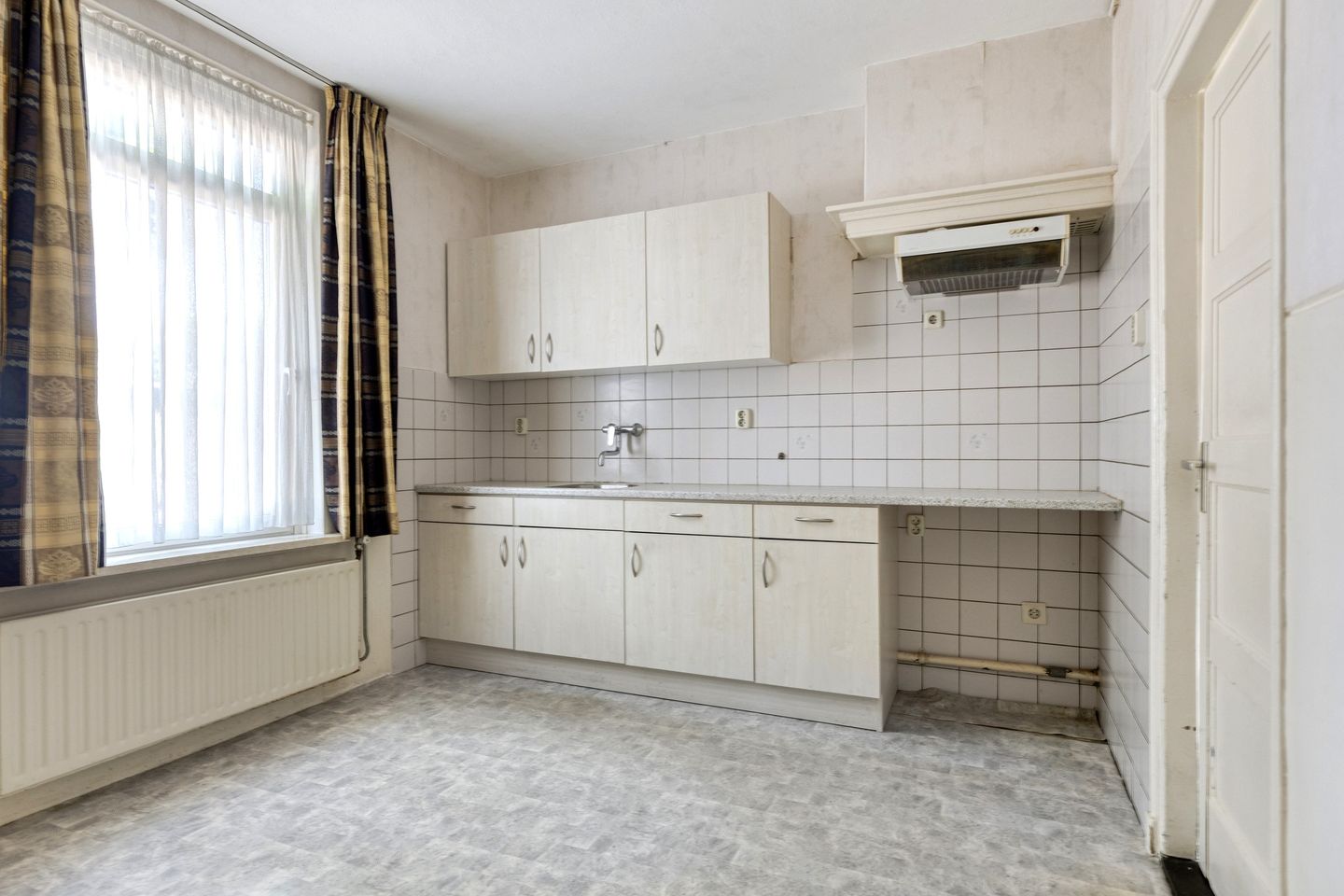 Photo 10 of 2e Sint Jozefstraat 3