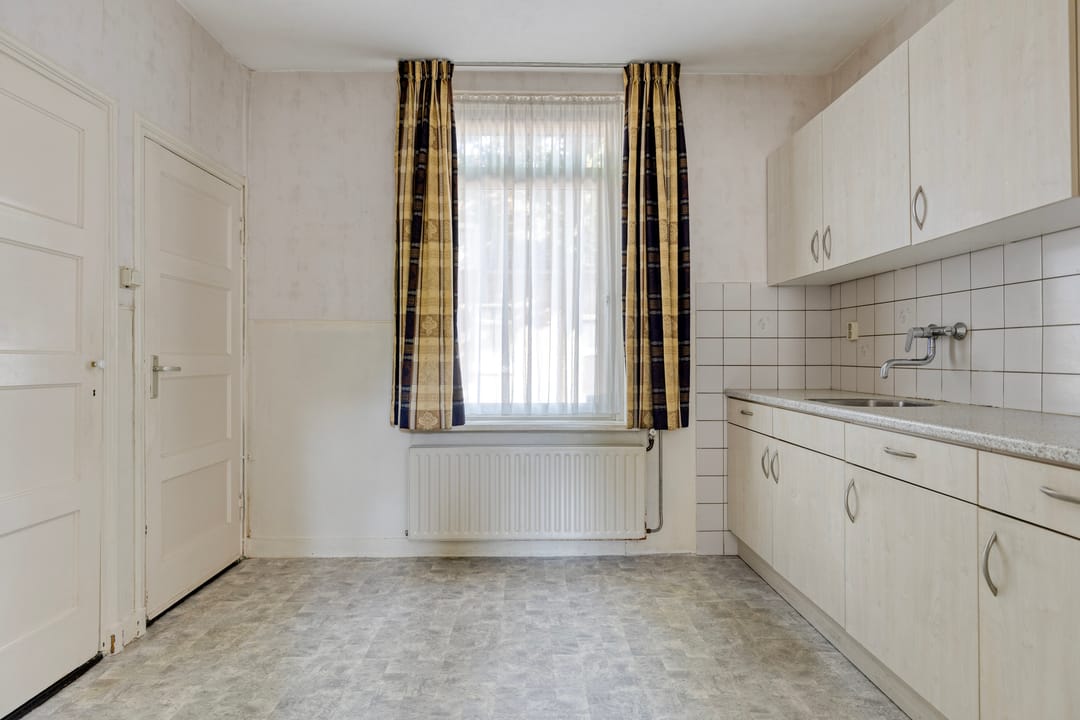 Photo 11 of 2e Sint Jozefstraat 3