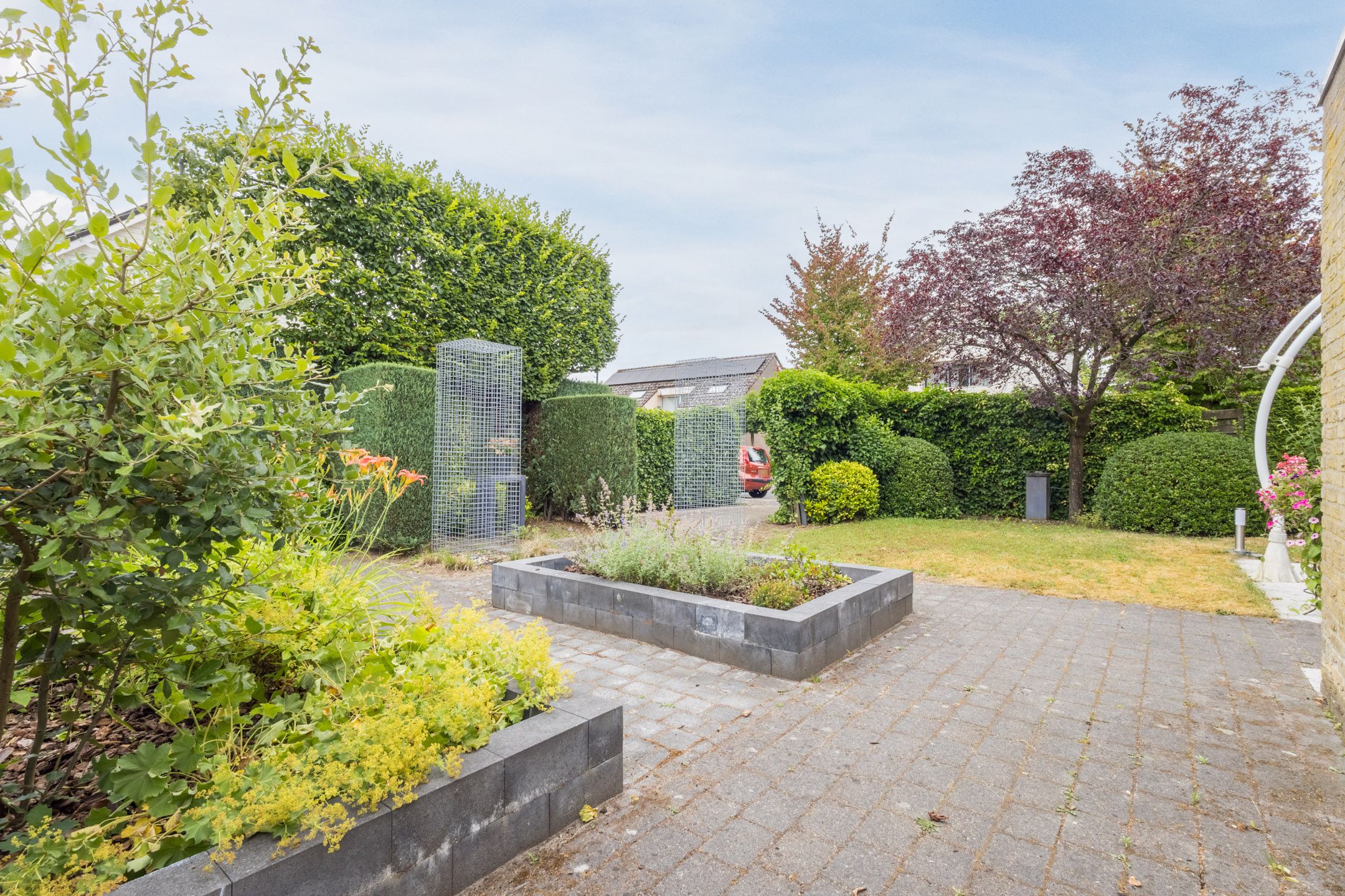 Photo 87 of Esstraat 59