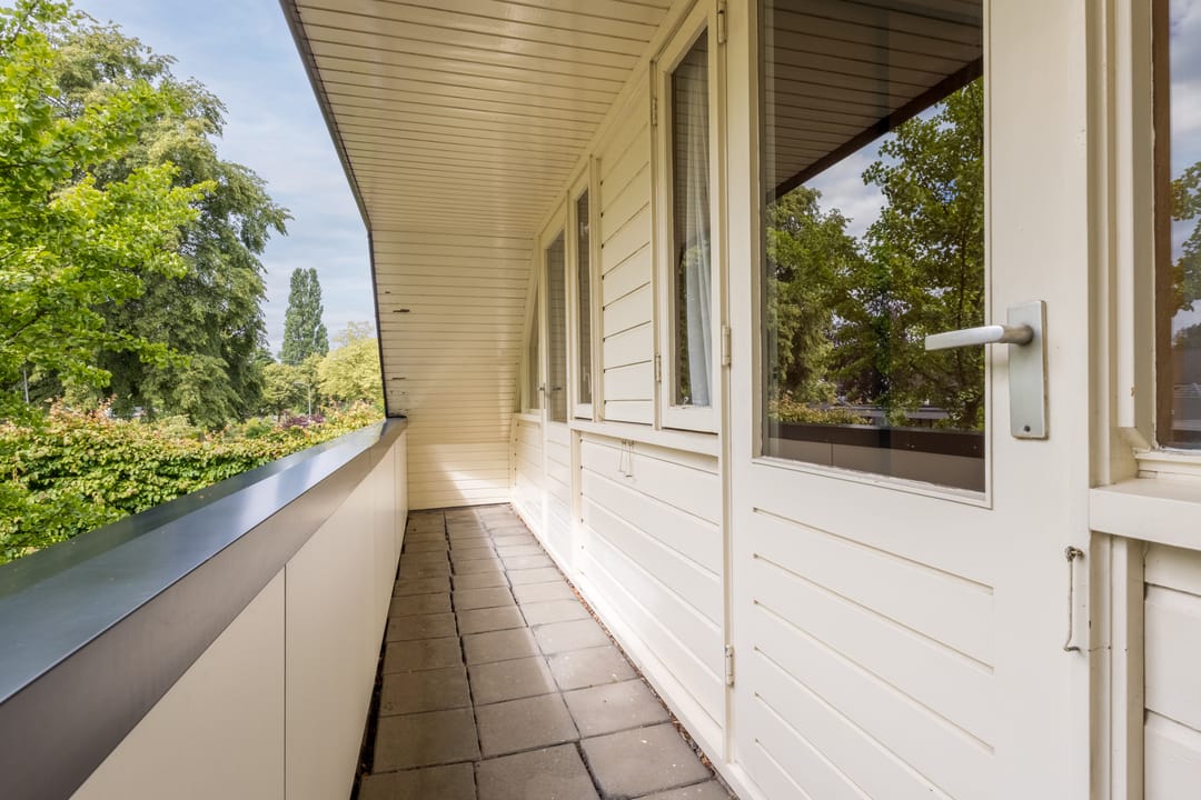 Photo 82 of Esstraat 59
