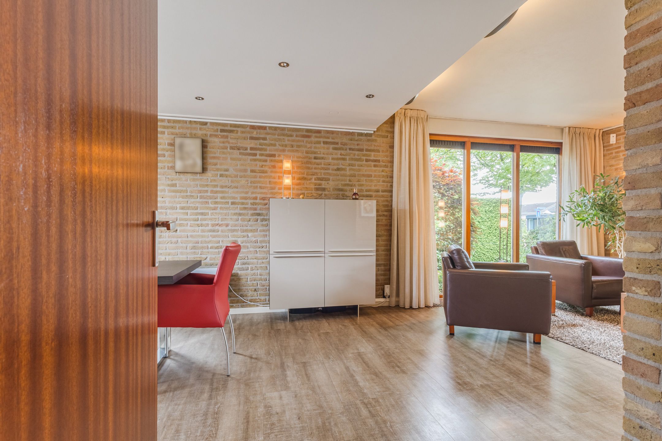 Photo 9 of Esstraat 59