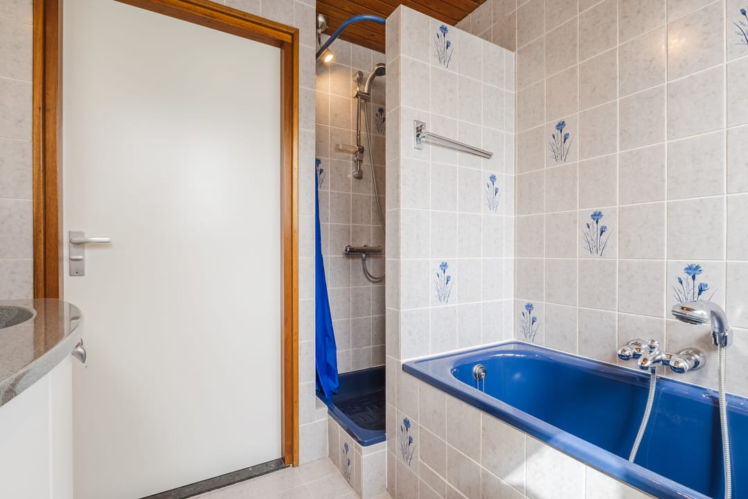 Photo 68 of Esstraat 59