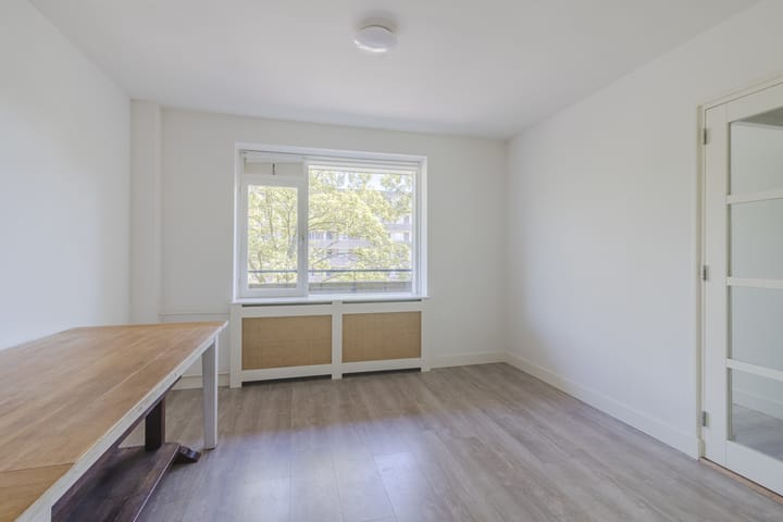 Appartement te koop: Aert van Neslaan 311, Oegstgeest