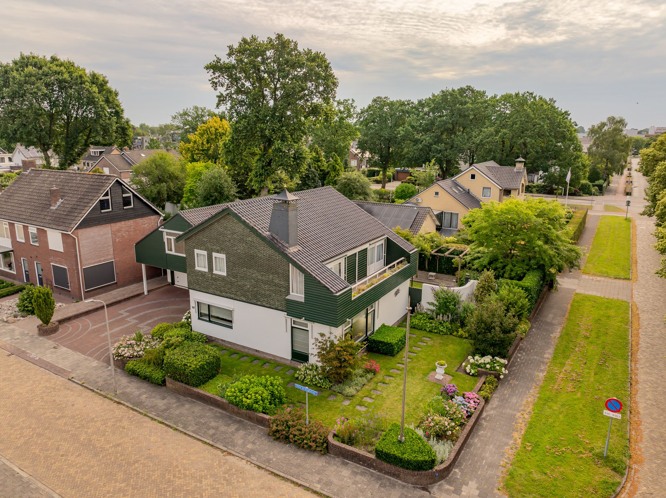Photo 6 of Pieter de Hooghstraat 35