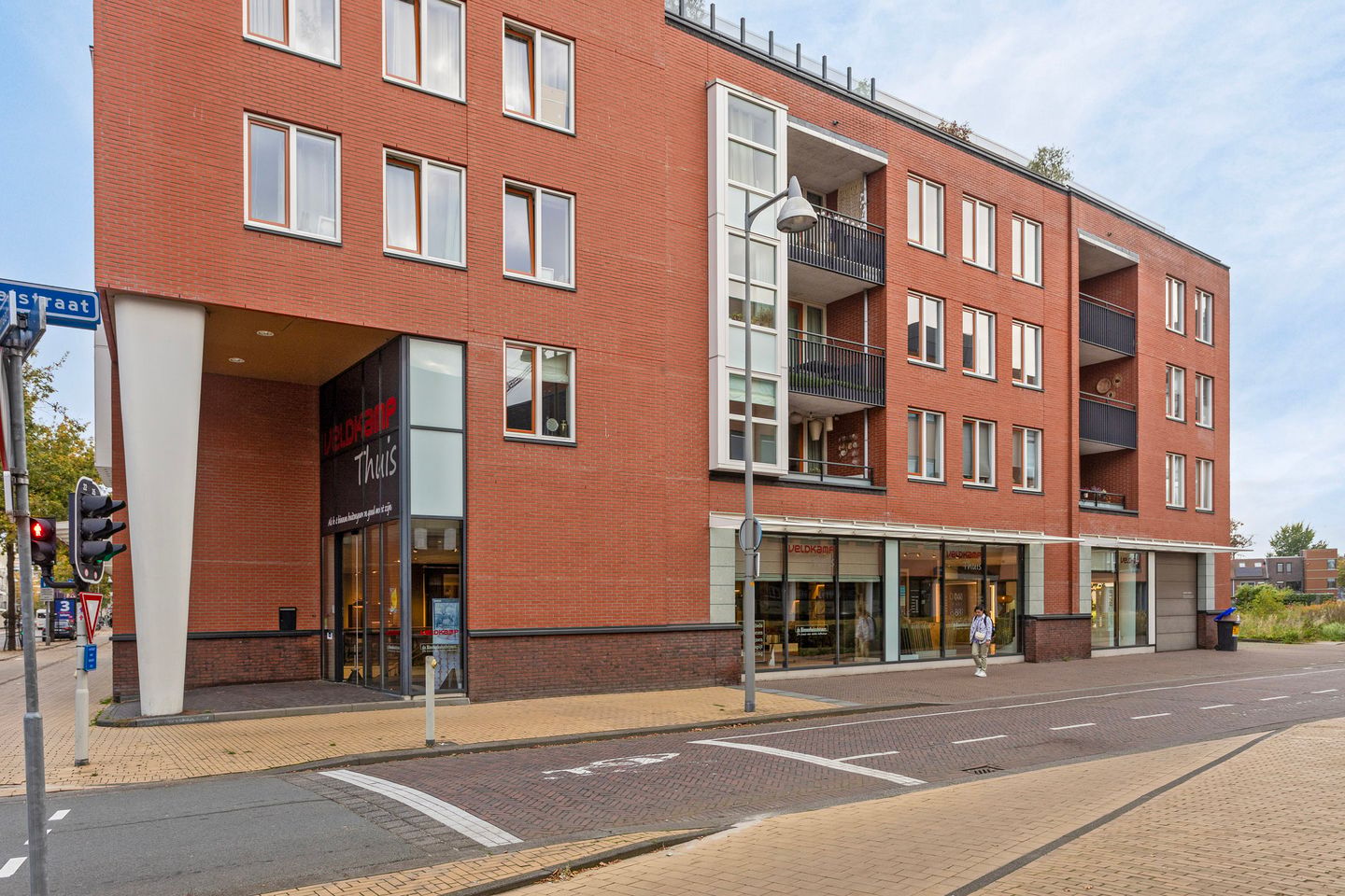 View photo 3 of Stationsstraat 110