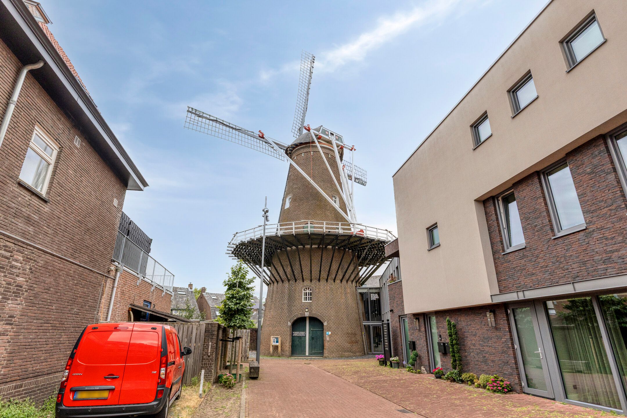 Photo 24 of Kruisstraat 76