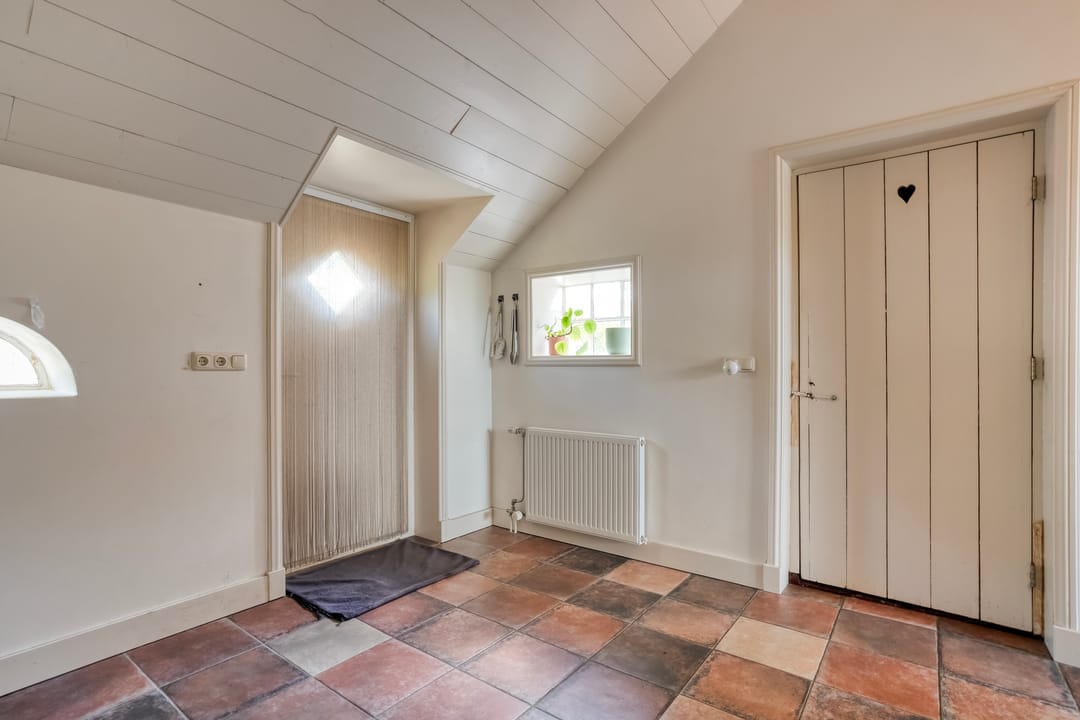 Foto 46 van van Helomaweg 17