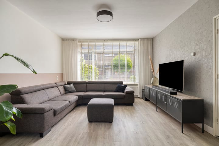 Hoekwoning te koop: Meent 157, Breda