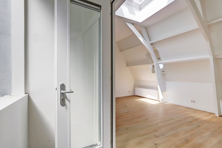 Appartement te koop: 's-Gravendijkwal 91D, Rotterdam