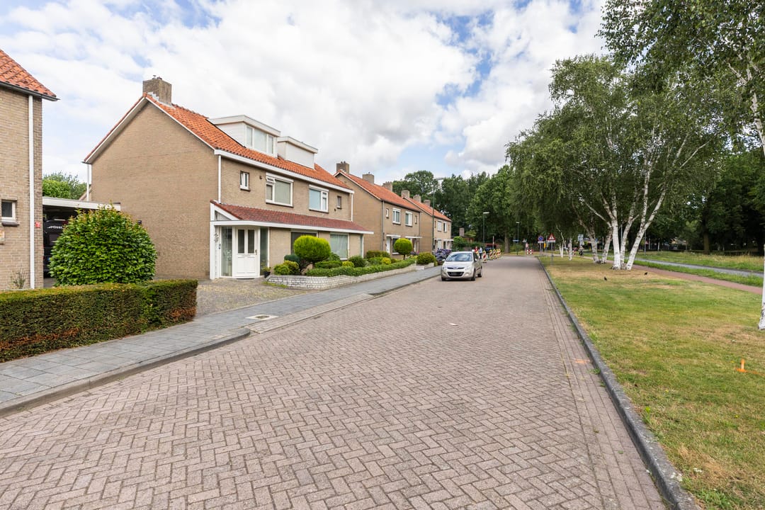 Photo 37 of Sterrenlaan 14