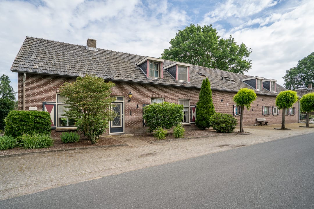 Foto 7 van Beek 4