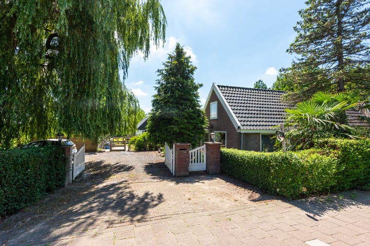 Photo 4 of Hasselaarsweg 11