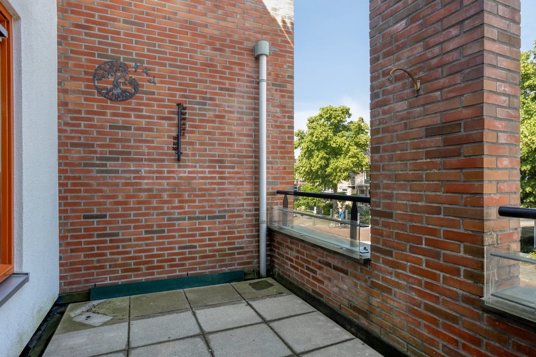 Photo 16 of Burgemeester van Engelenweg 67-10