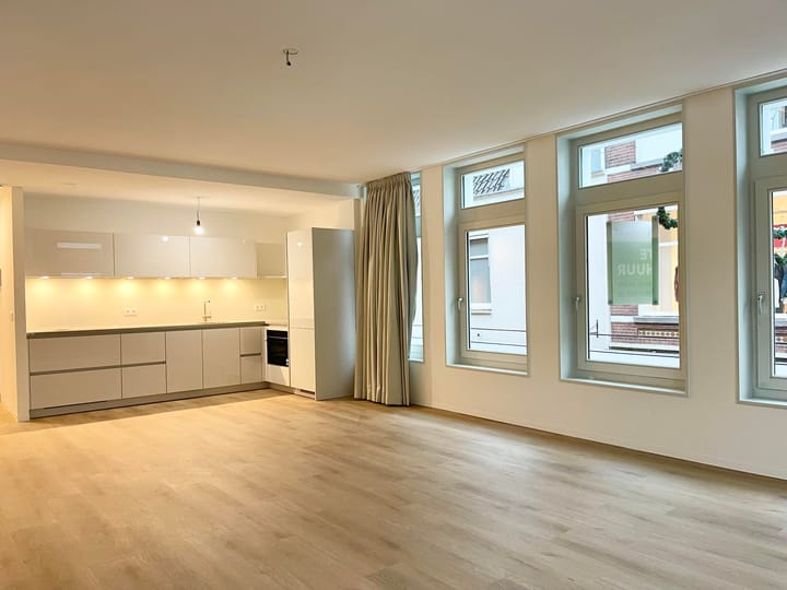 Appartement te huur: Achter Clarenburg 31B, Utrecht