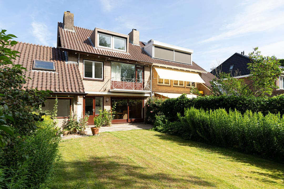 Photo 2 of Frederik Hendriklaan 14