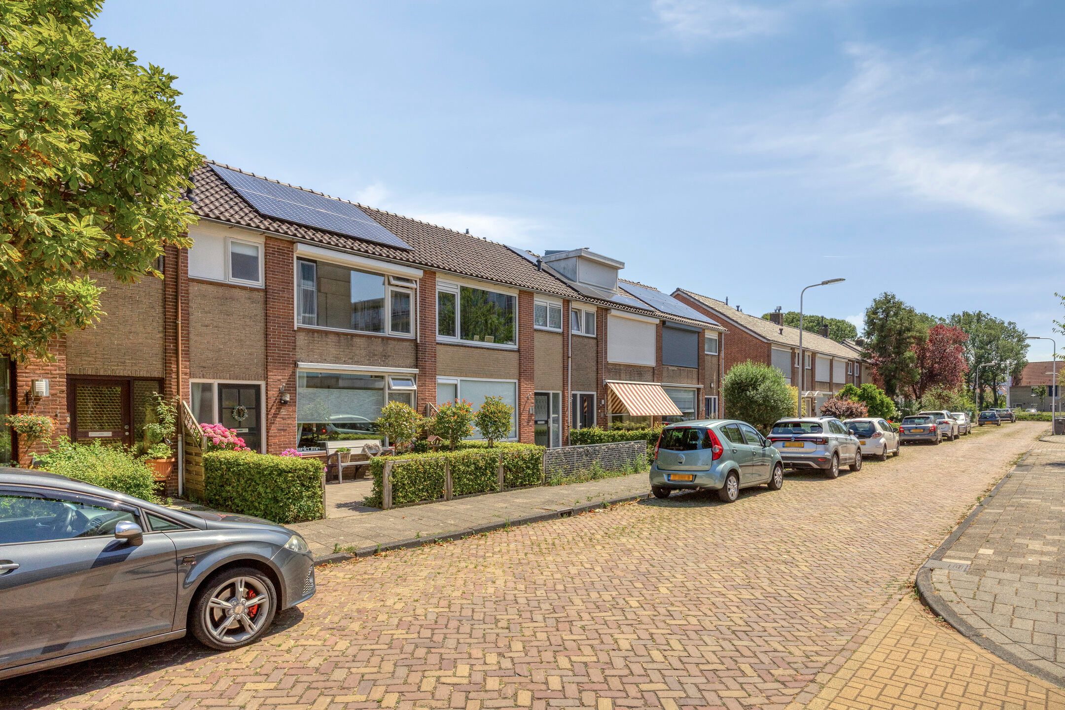 Photo 27 of Leliestraat 3