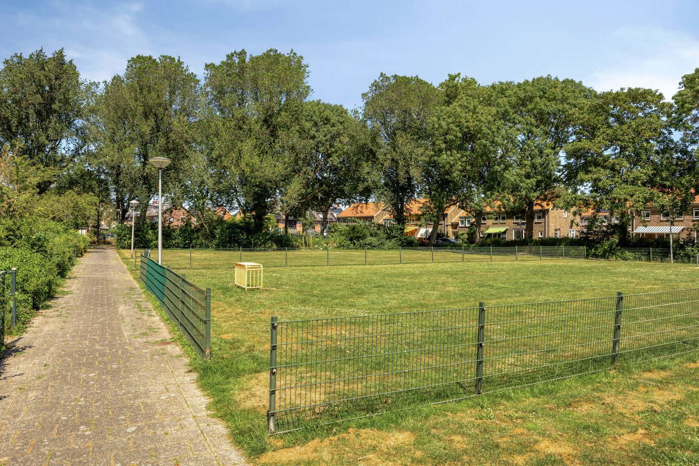 Photo 29 of Leliestraat 3
