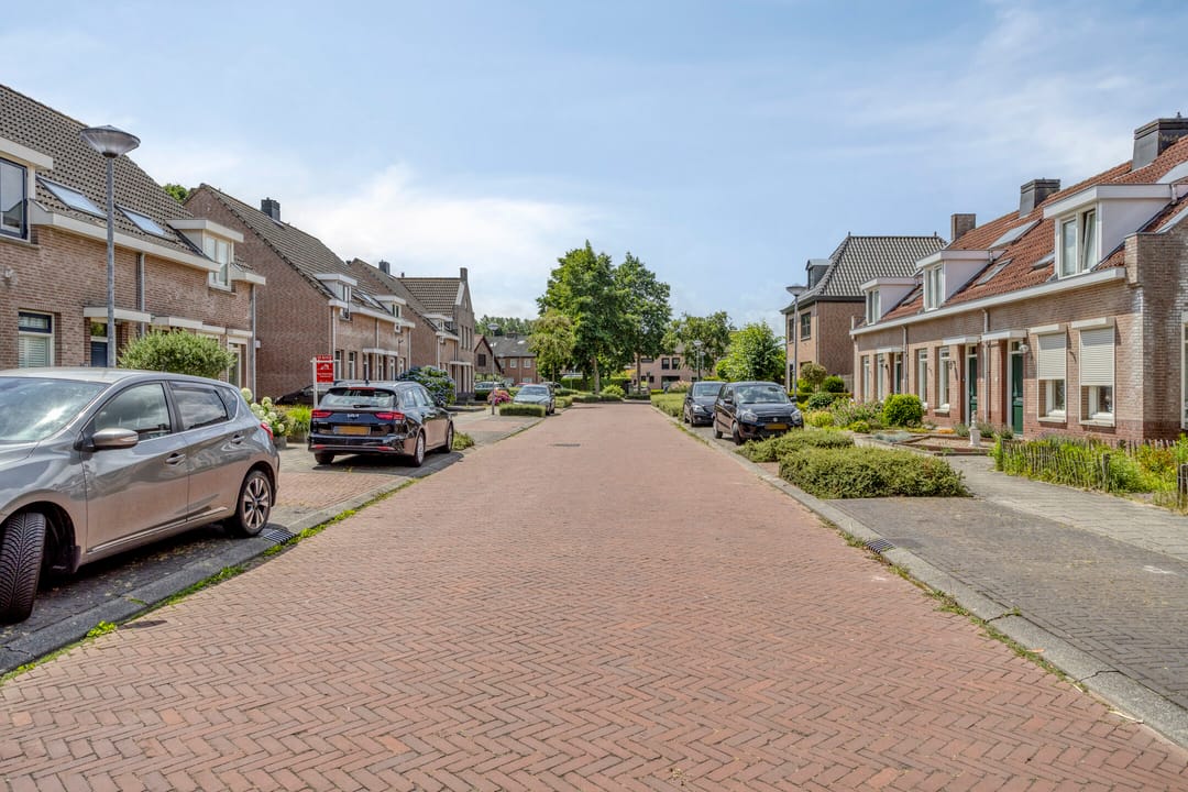 Photo 32 of Elsakker 16
