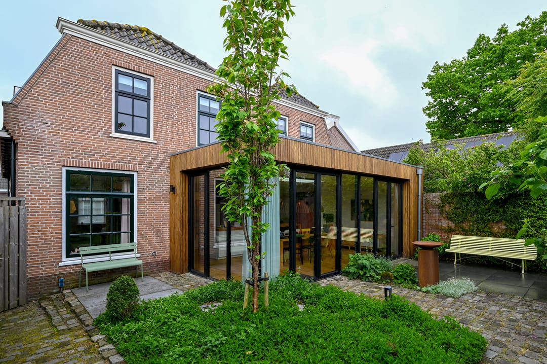 Photo 1 of Voorstraat 6