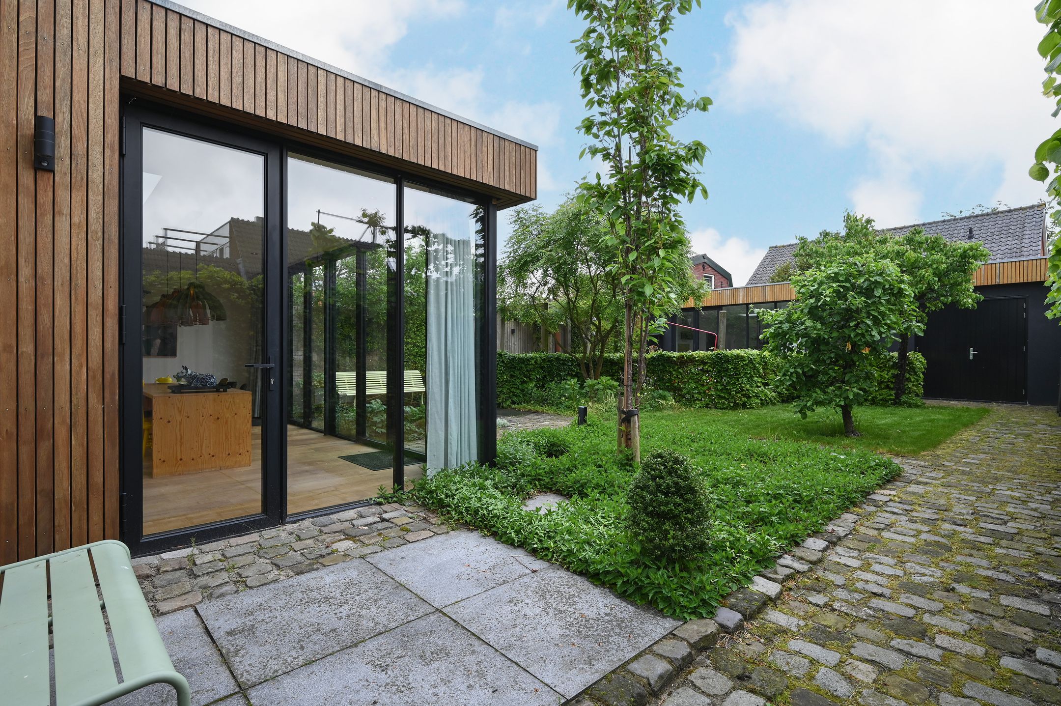 Photo 36 of Voorstraat 6