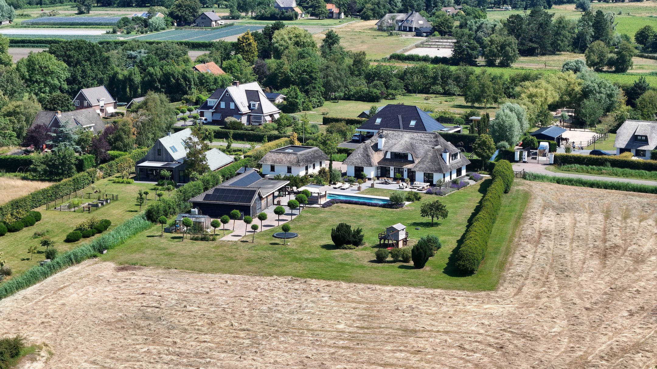 Photo 96 of Doornweg 6-B