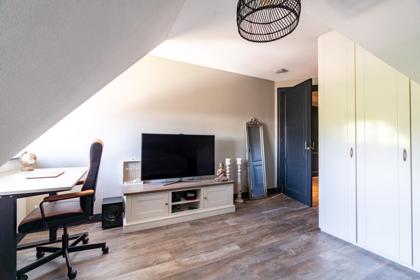 Photo 34 of Doornweg 6-B