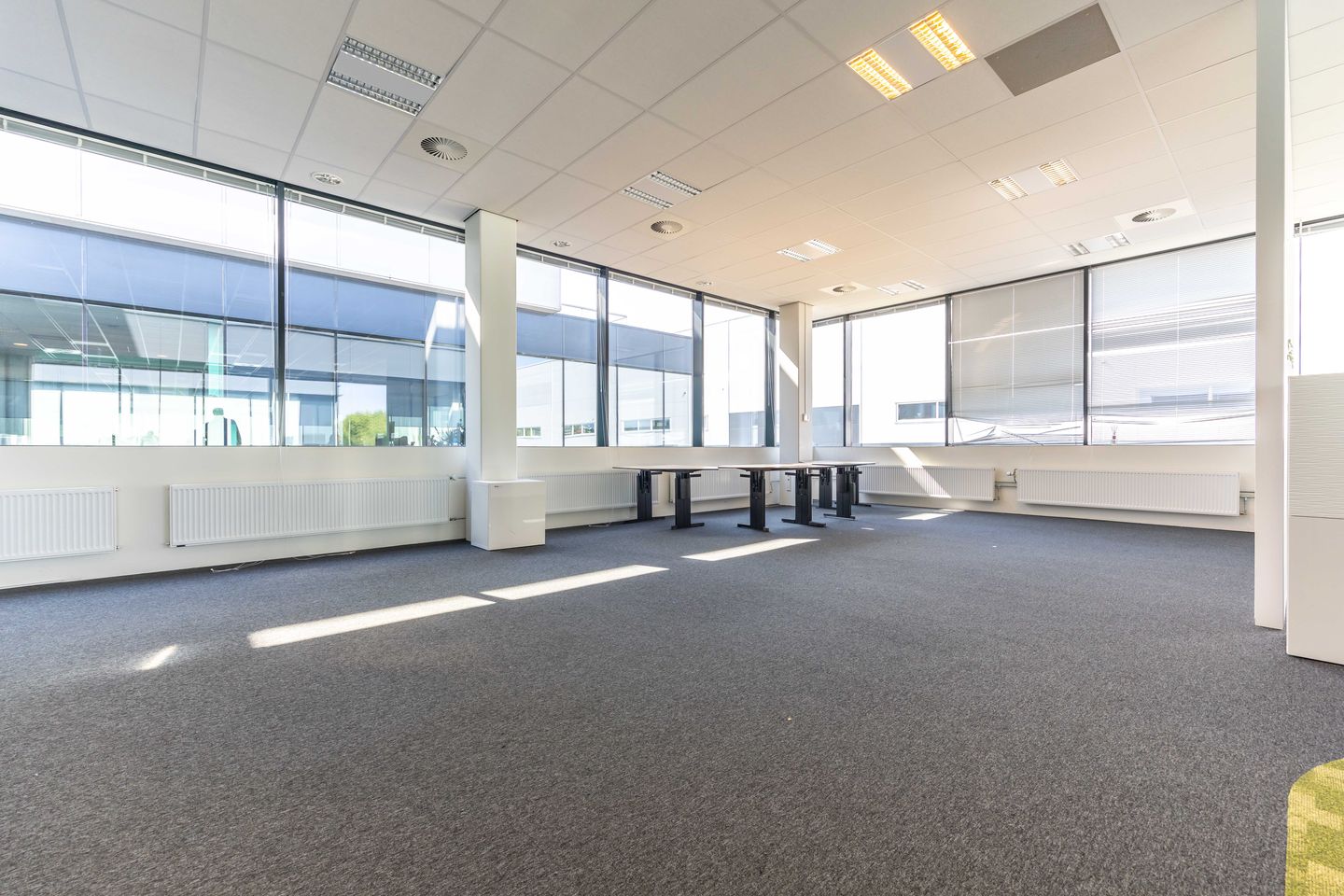 Bekijk foto 4 van Laan van Waalhaven 470