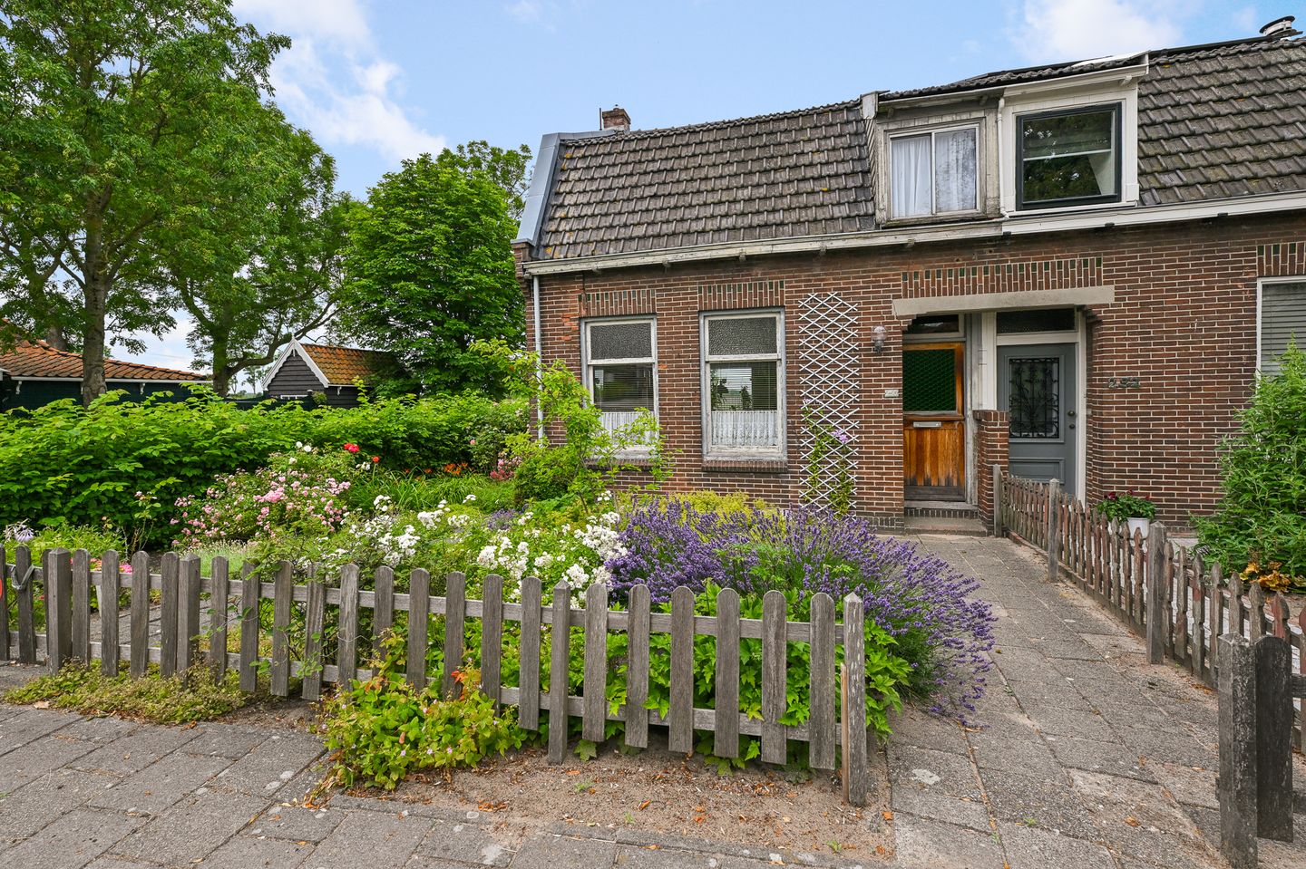 Photo 4 of Dorpsstraat 250