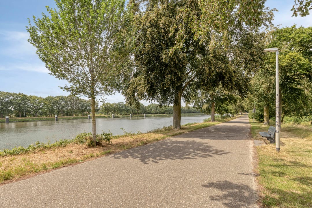 Photo 53 of De Toom 10