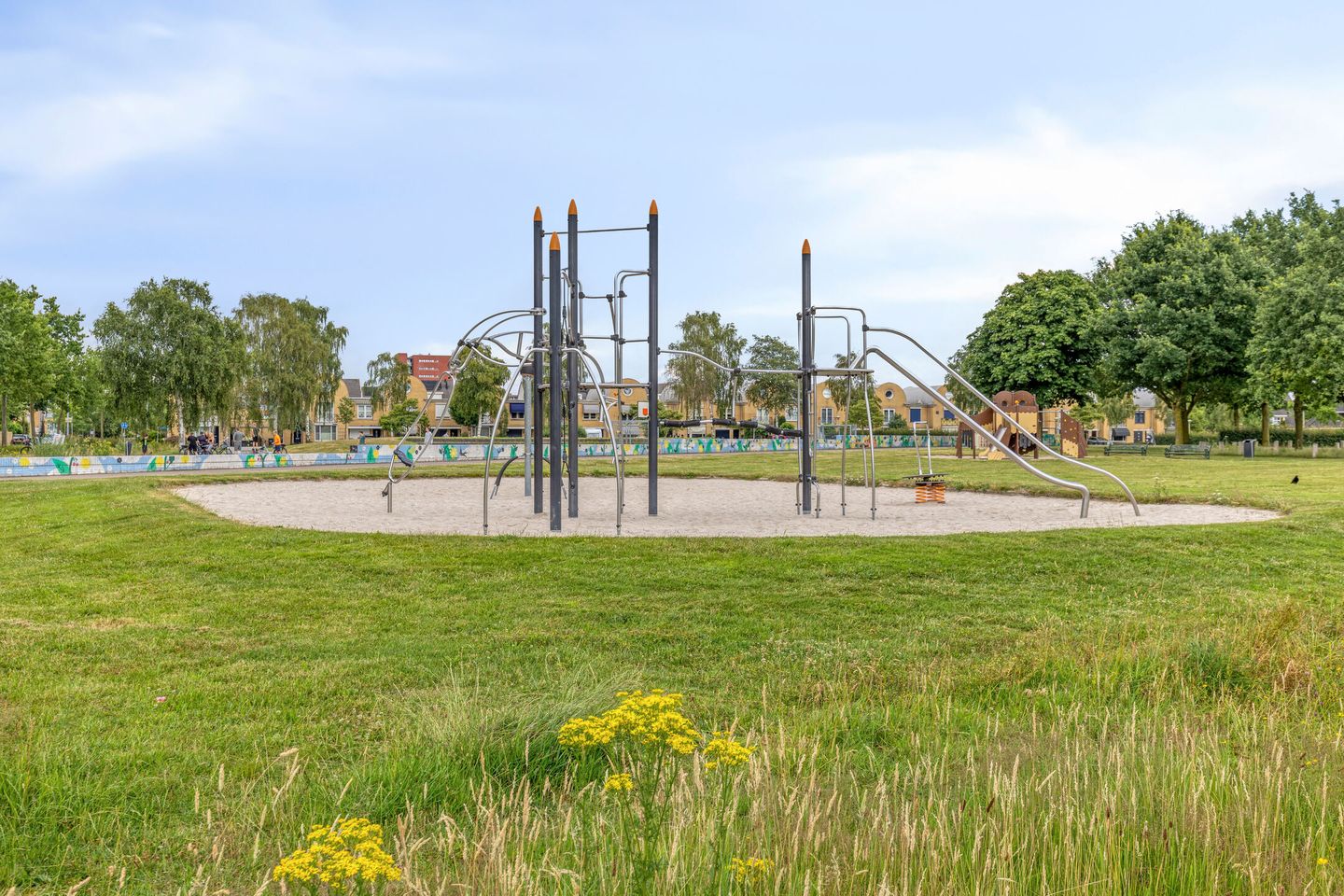 Photo 35 of Sartrelaan 2