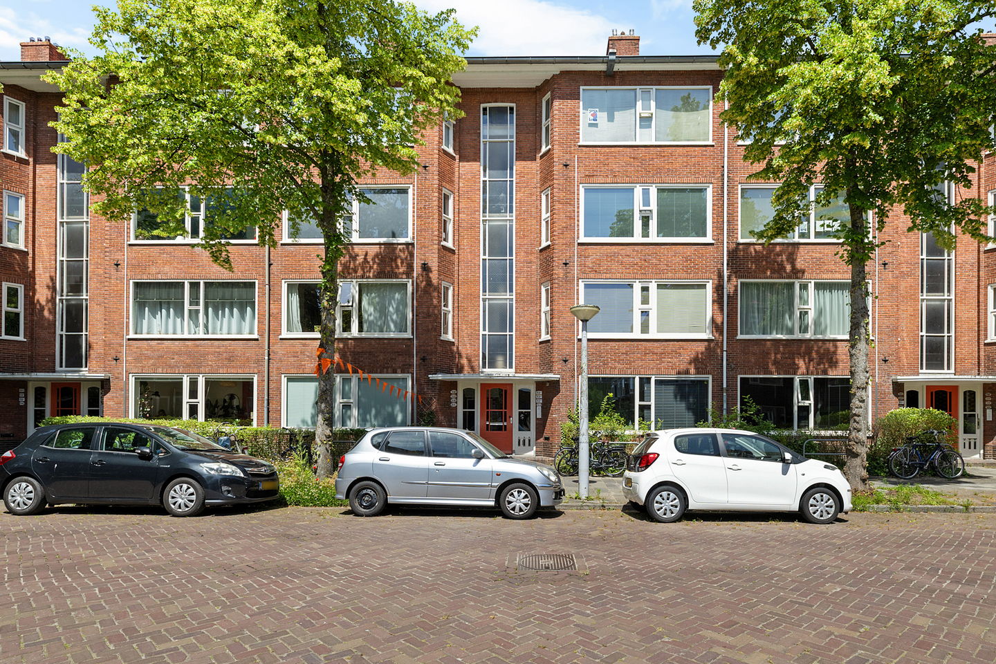 Photo 35 of Van Heemskerckstraat 53-B
