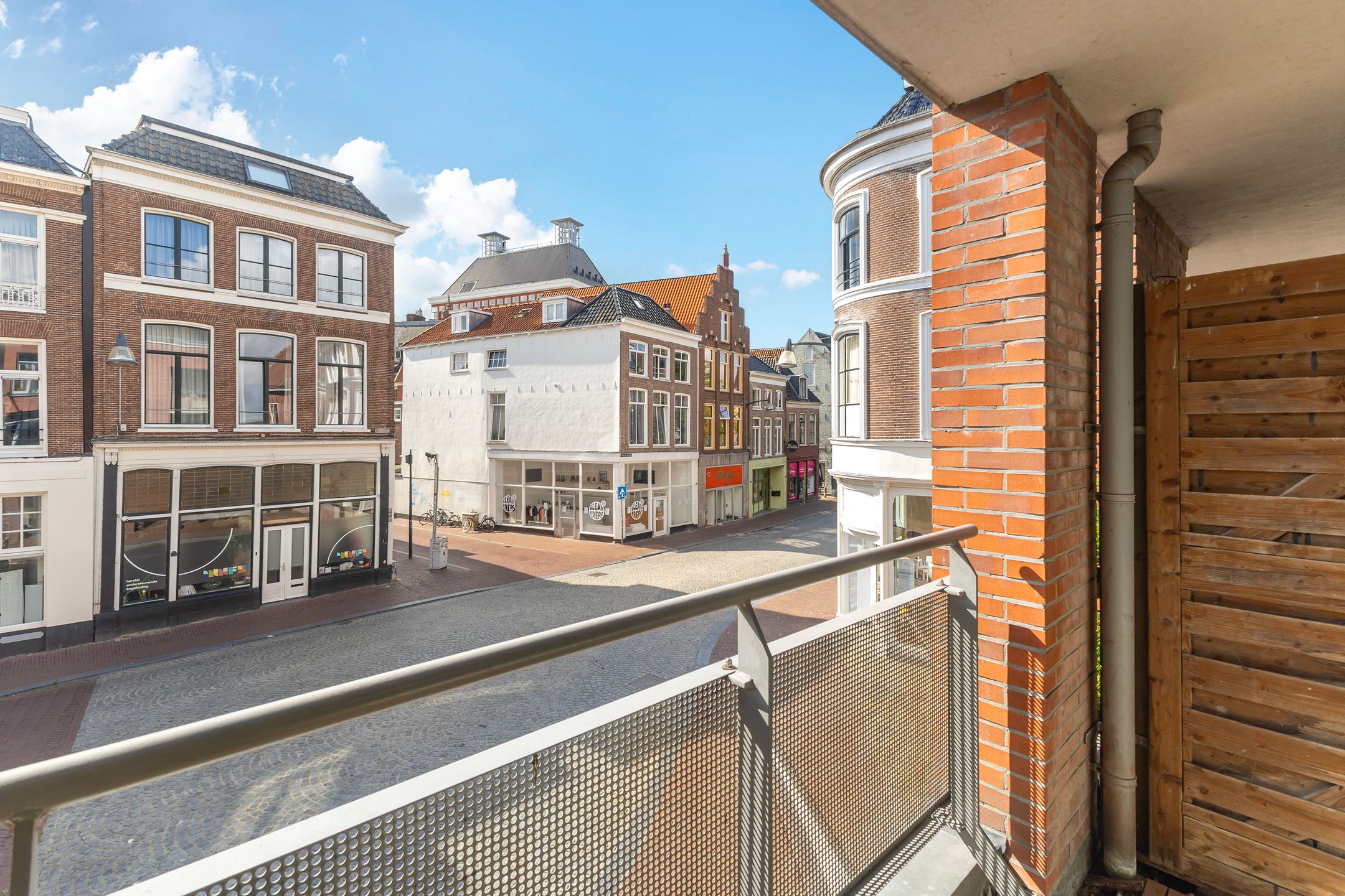 Photo 18 of Minnemastraat 8