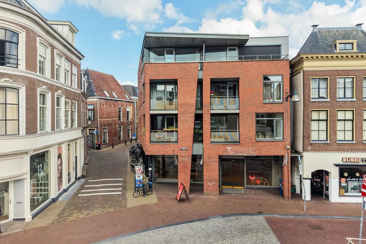 Photo 4 of Minnemastraat 8