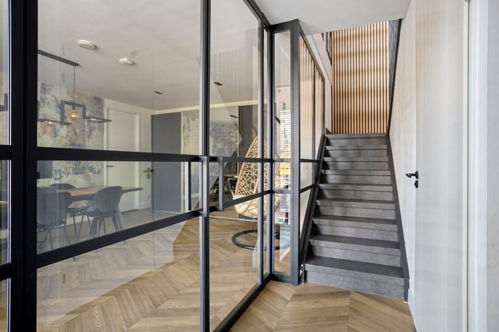 Appartement te koop: Burgemeester van Stamplein 290, Hoofddorp