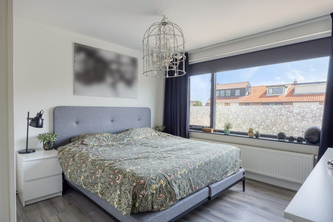 Photo 13 of Johannes Vermeerstraat 20