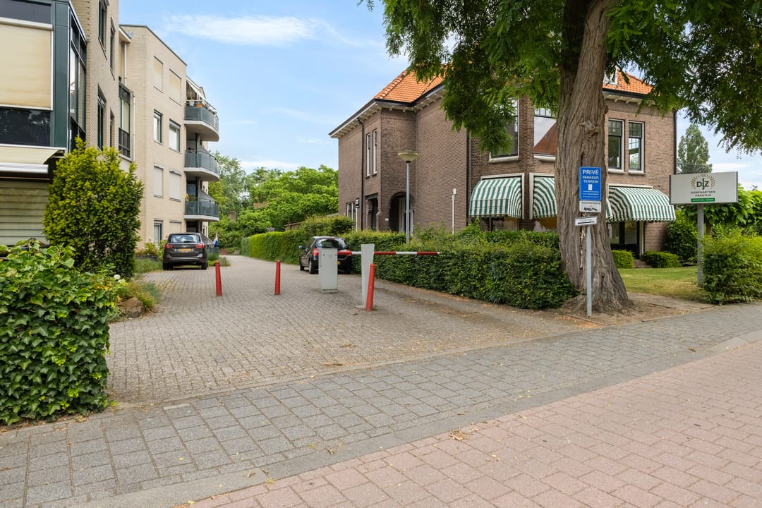 Foto 11 van Dr Huber Noodtstraat 109-13
