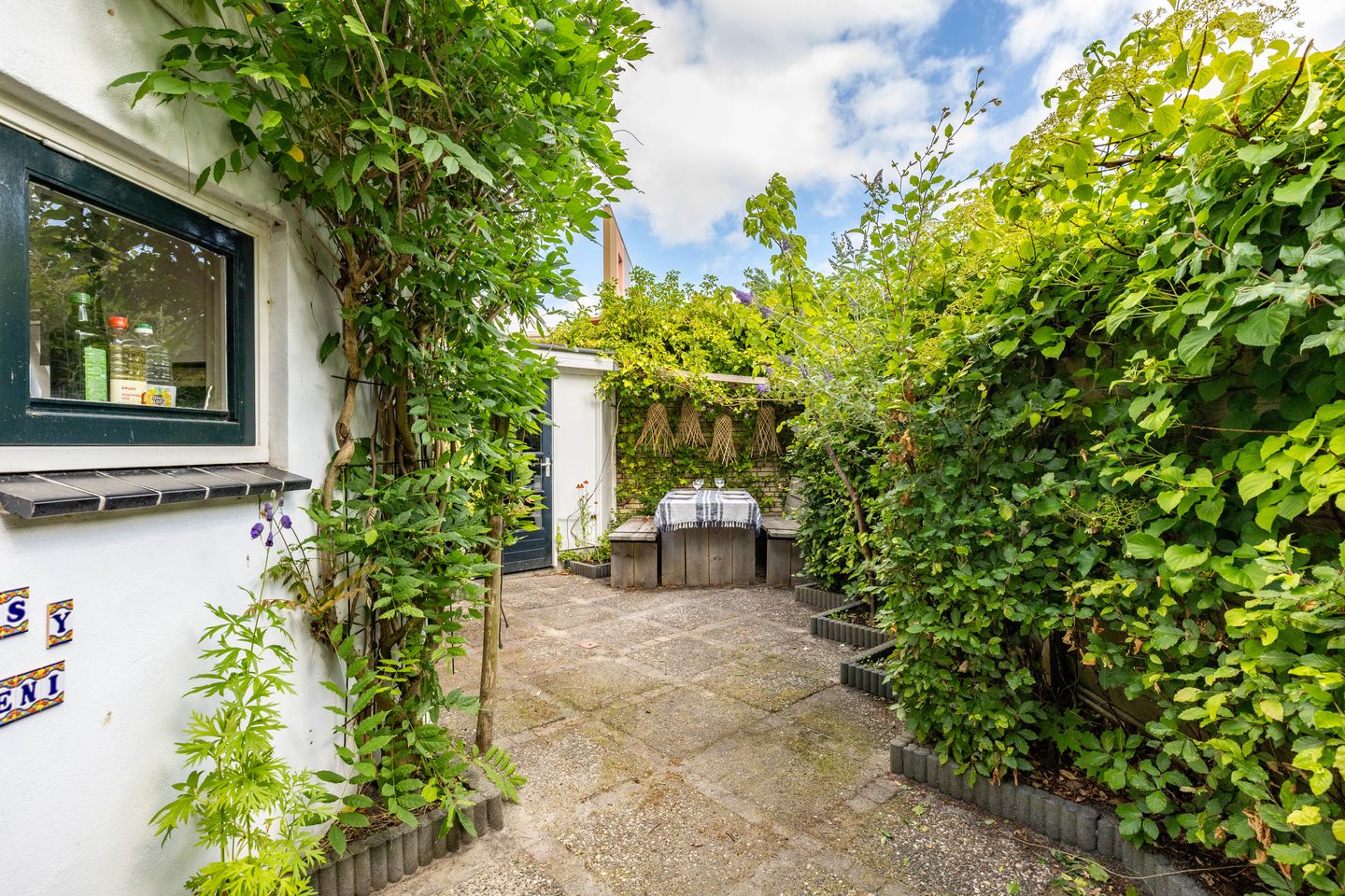 Photo 19 of Willemstraat 44