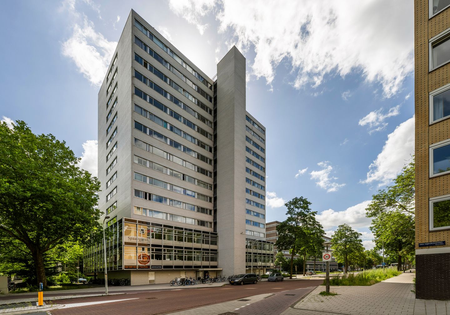 View photo 1 of Van Leijenberghlaan 197-199