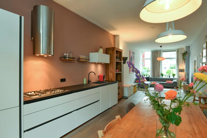 Tussenwoning te koop: Schrassertstraat 74, Arnhem