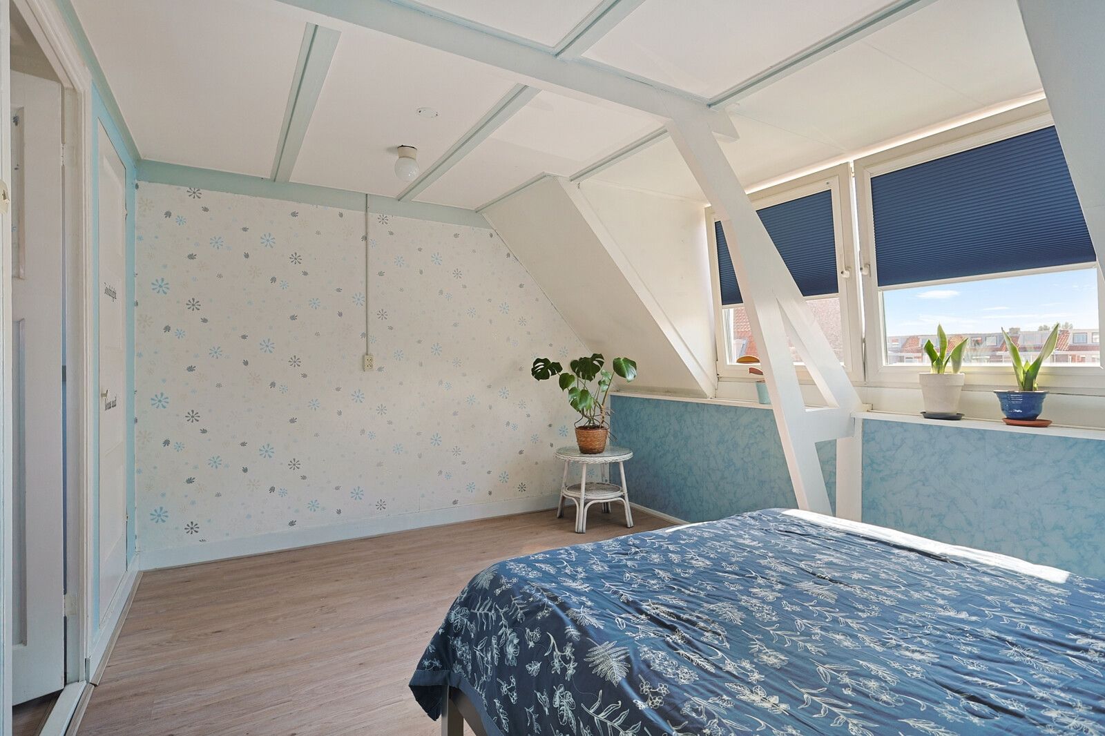 Photo 18 of Goudsbloemstraat 32