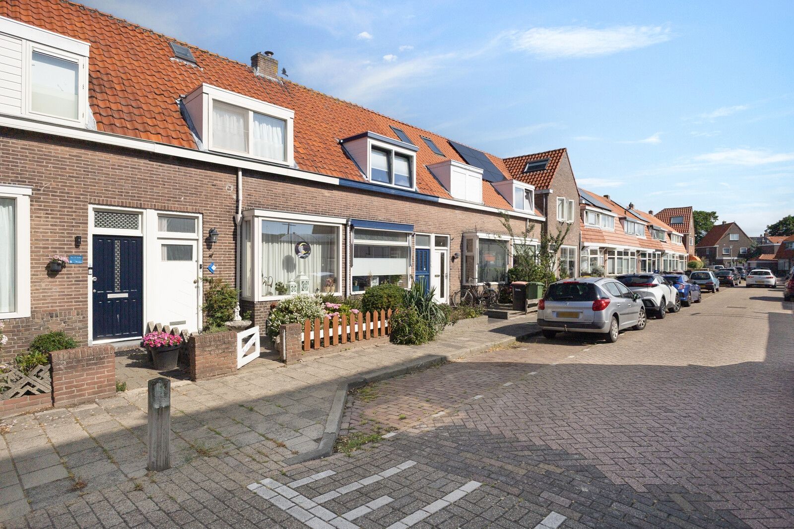 Photo 3 of Goudsbloemstraat 32