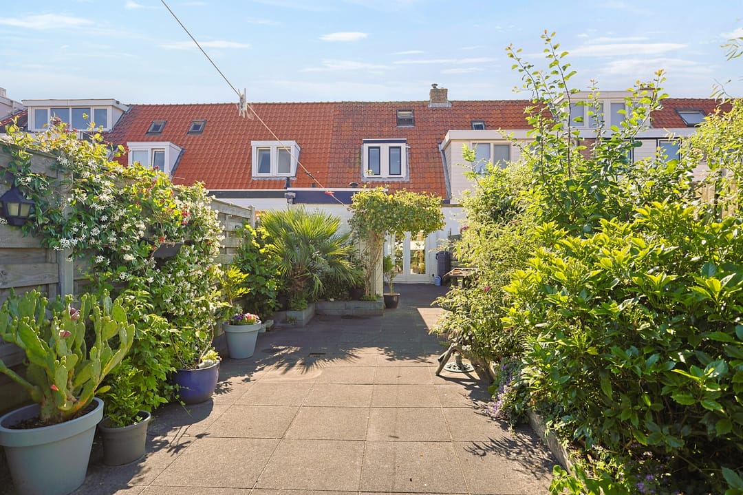 Photo 28 of Goudsbloemstraat 32