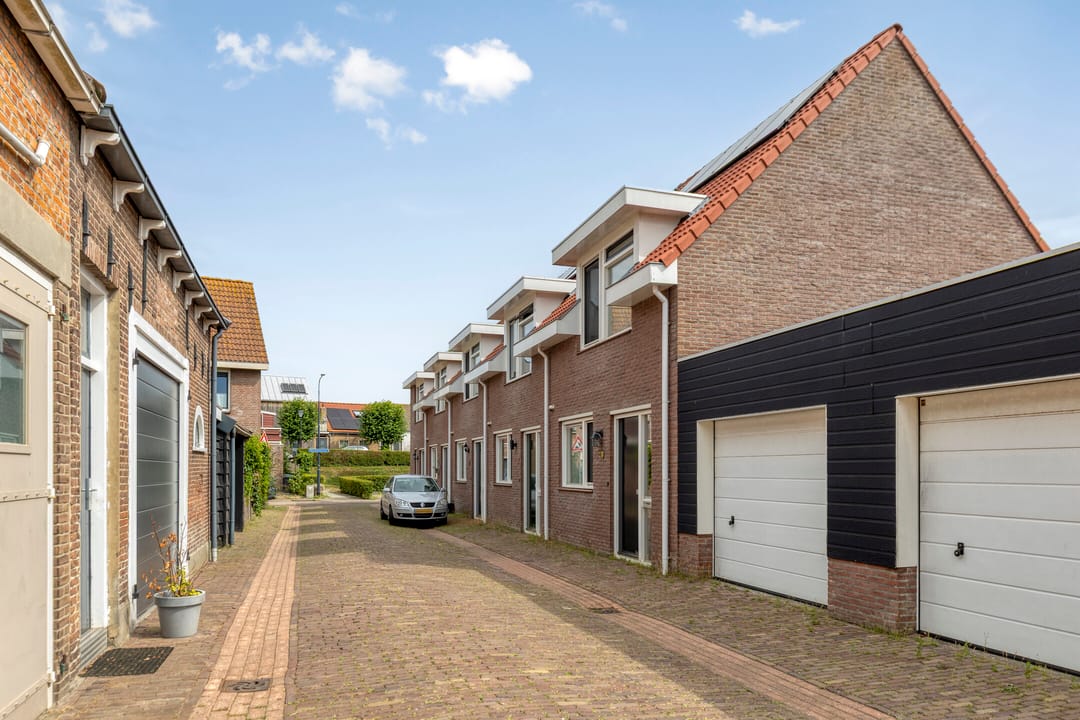 Photo 7 of Middenstraat 9