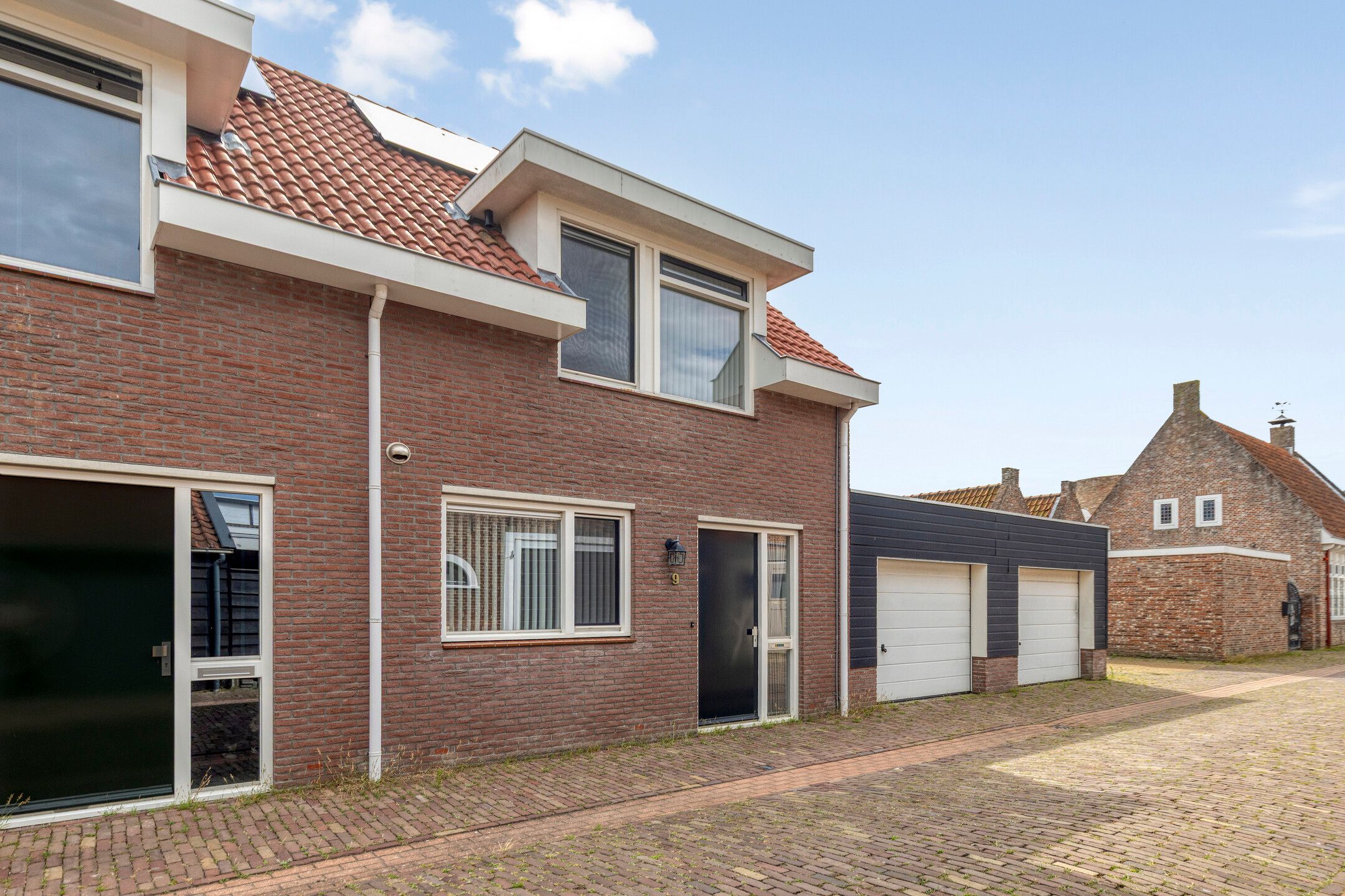 Photo 6 of Middenstraat 9