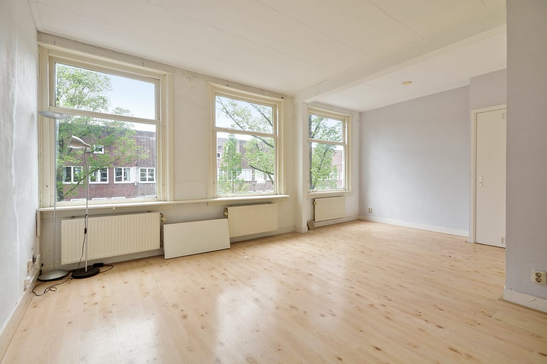 Photo 2 of Aalsmeerweg 7-3